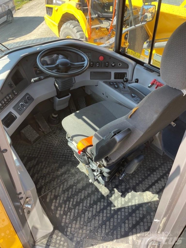 Volvo A30G Karjeriniai savivarčiai