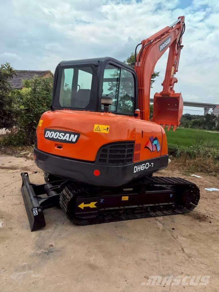 Doosan DH 60-7 Mini ekskavatoriai < 7 t