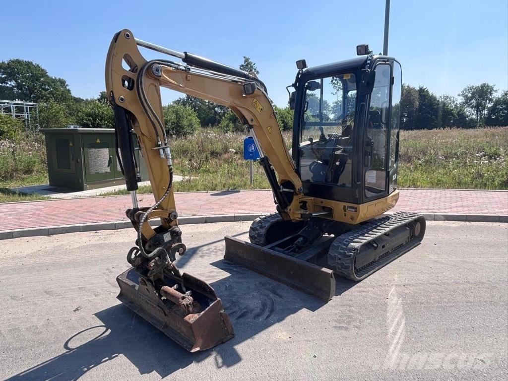 CAT 302.7D Mini ekskavatoriai < 7 t