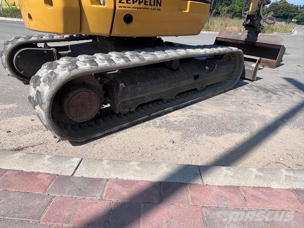 CAT 302.7D Mini ekskavatoriai < 7 t