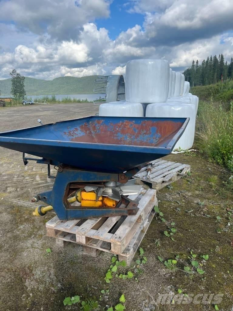 Bogballe BL600 Mineralinių trąšų barstytuvai