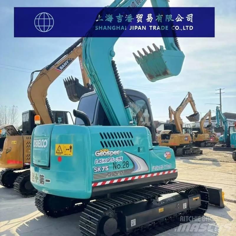 Kobelco SK 75 Vidutinės galios ekskavatoriai 7-12 t