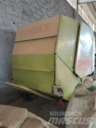 CLAAS ROLLANT66 Ritinių presai