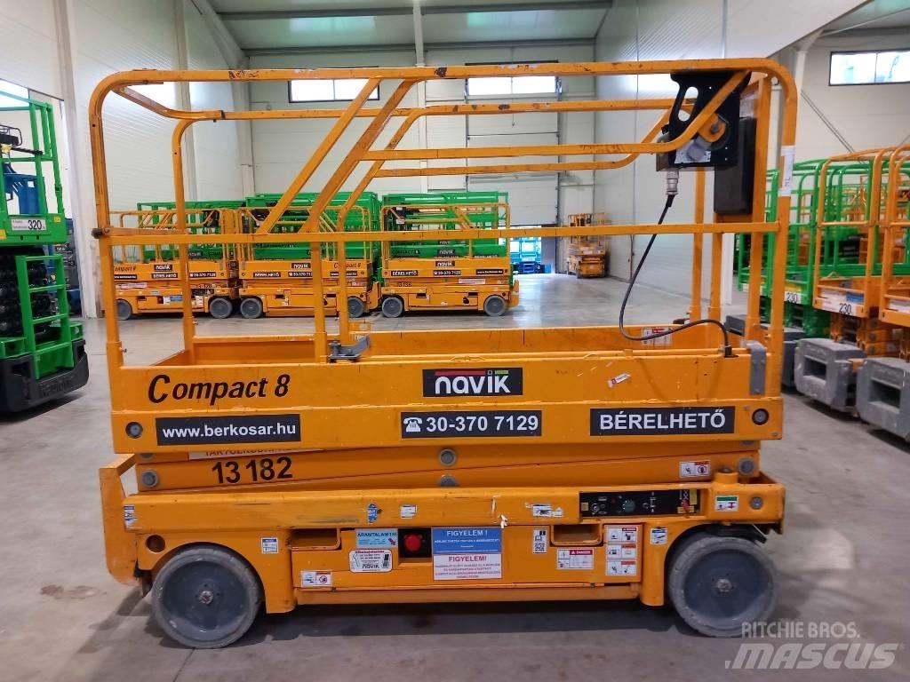 Haulotte Compact 8 Žirkliniai keltuvai