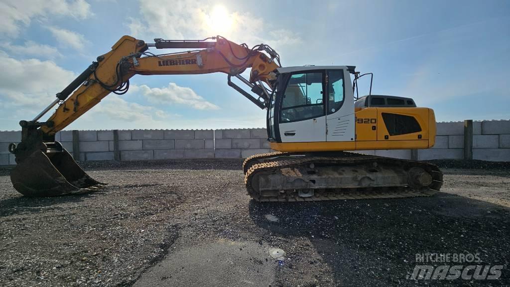 Liebherr R 920 LC Vikšriniai ekskavatoriai