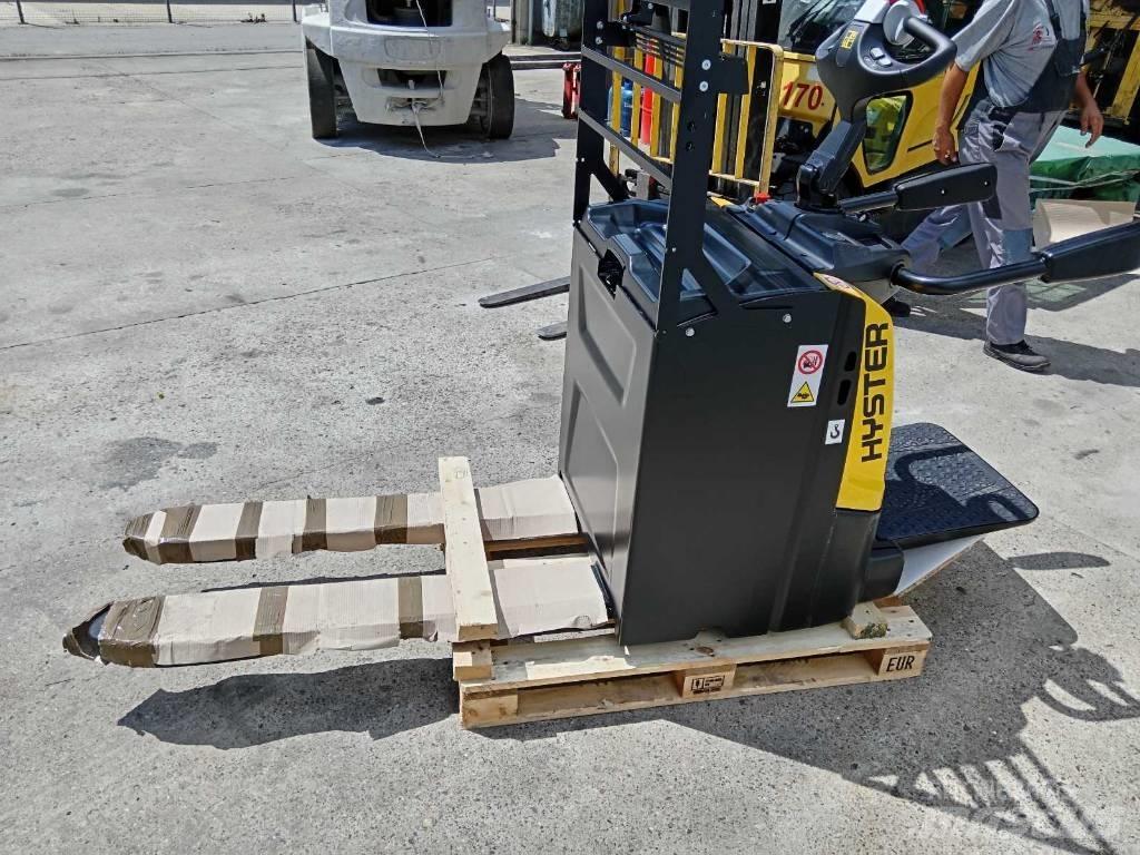 Hyster P2.0S Žemų aukščių keltuvai su platforma