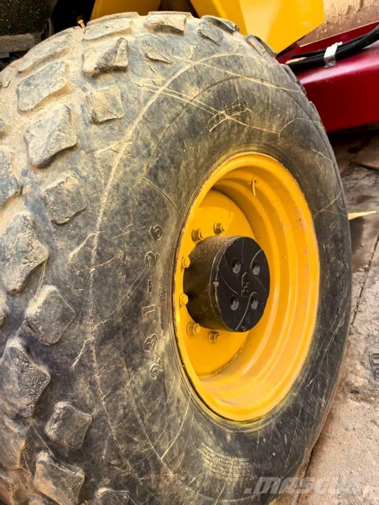 Dynapac ca602d Vieno būgno volai
