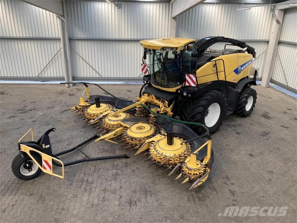 New Holland FR700 Pašarų ruošimo technika