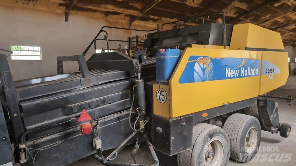 New Holland BB95OAS Stačiakampių ryšulių presai