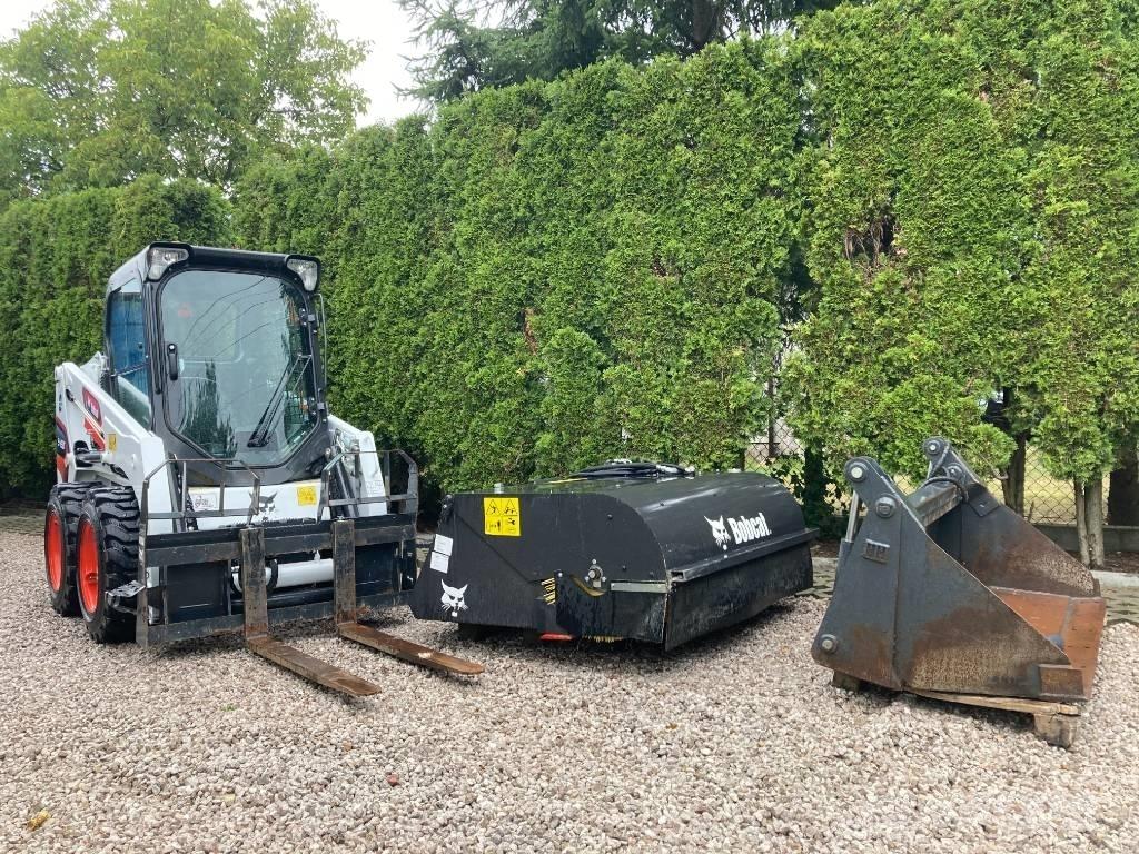 Bobcat S 450 Krautuvai su šoniniu pasukimu