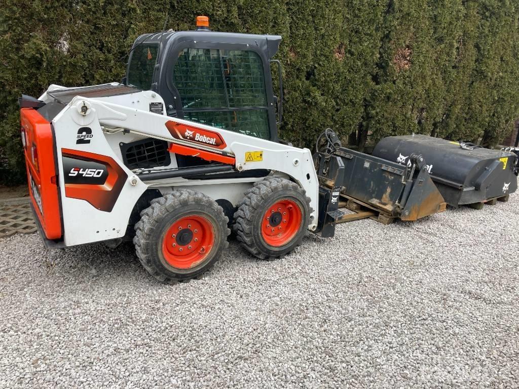 Bobcat S 450 Krautuvai su šoniniu pasukimu