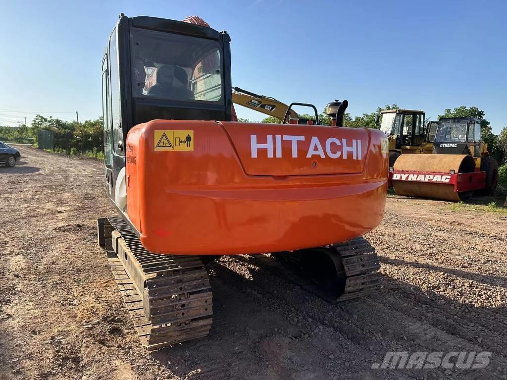 Hitachi ZX70 Vidutinės galios ekskavatoriai 7-12 t