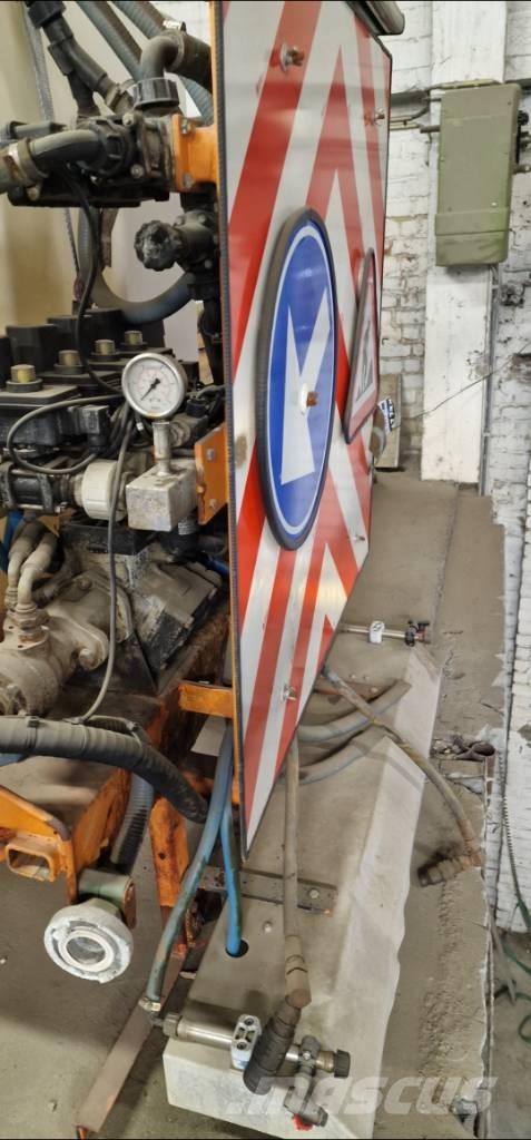 Ausa B 200 H Šlavimo technika