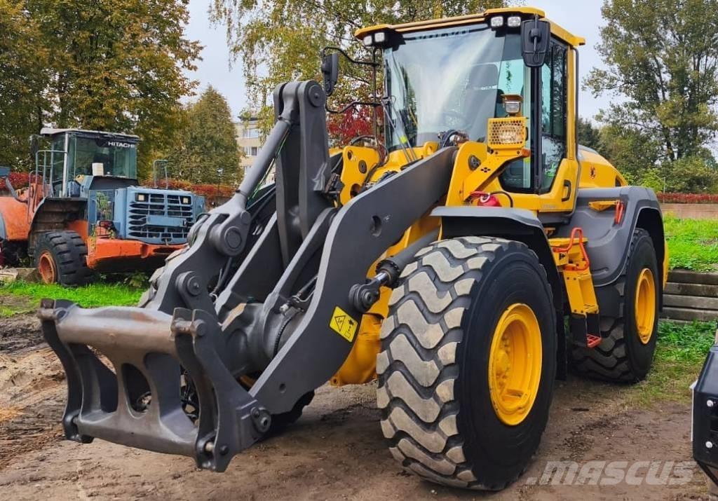 Volvo L 110 H Naudoti ratiniai krautuvai