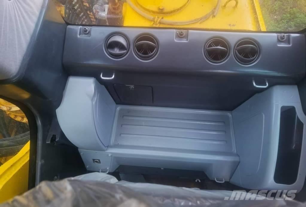 Komatsu PC 450-8 Vikšriniai ekskavatoriai