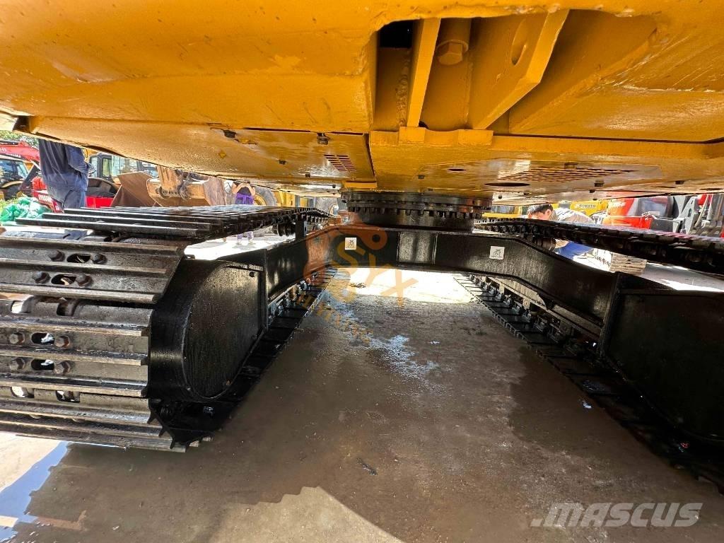 CAT 312D Vikšriniai ekskavatoriai