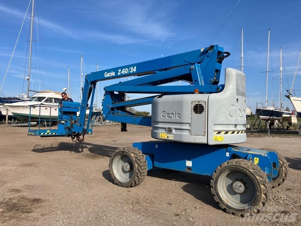 Genie Z 60/34 Alkūniniai keltuvai