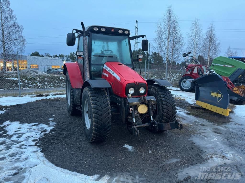 Massey Ferguson 5455 Traktoriai