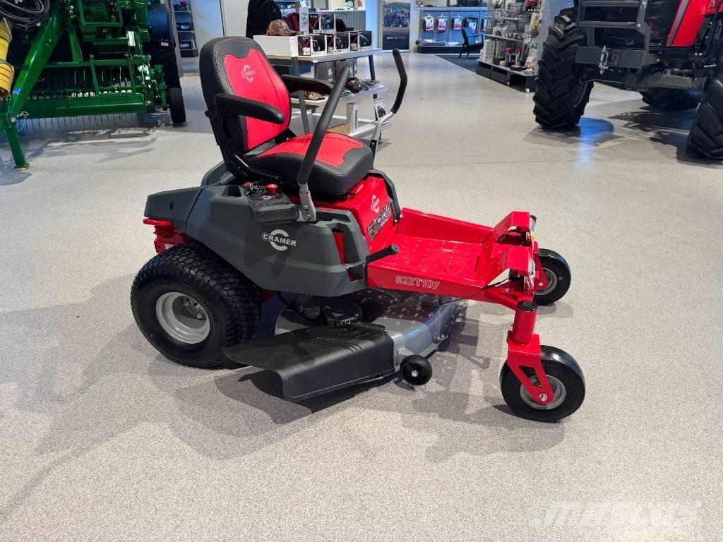 Cramer 82ZT107 Sodo traktoriukai-vejapjovės