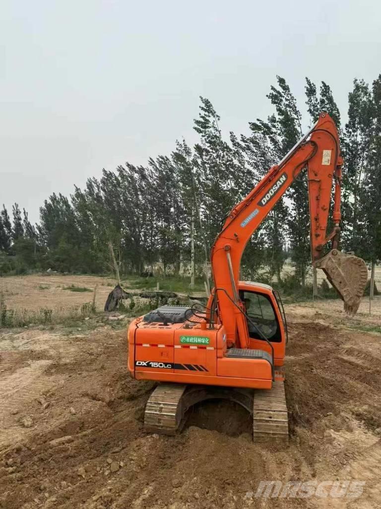 Doosan dx150 Vikšriniai ekskavatoriai