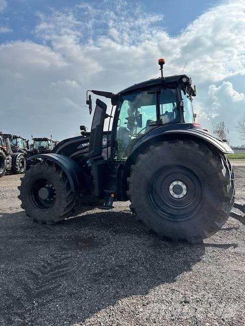 Valtra T 235 D Traktoriai