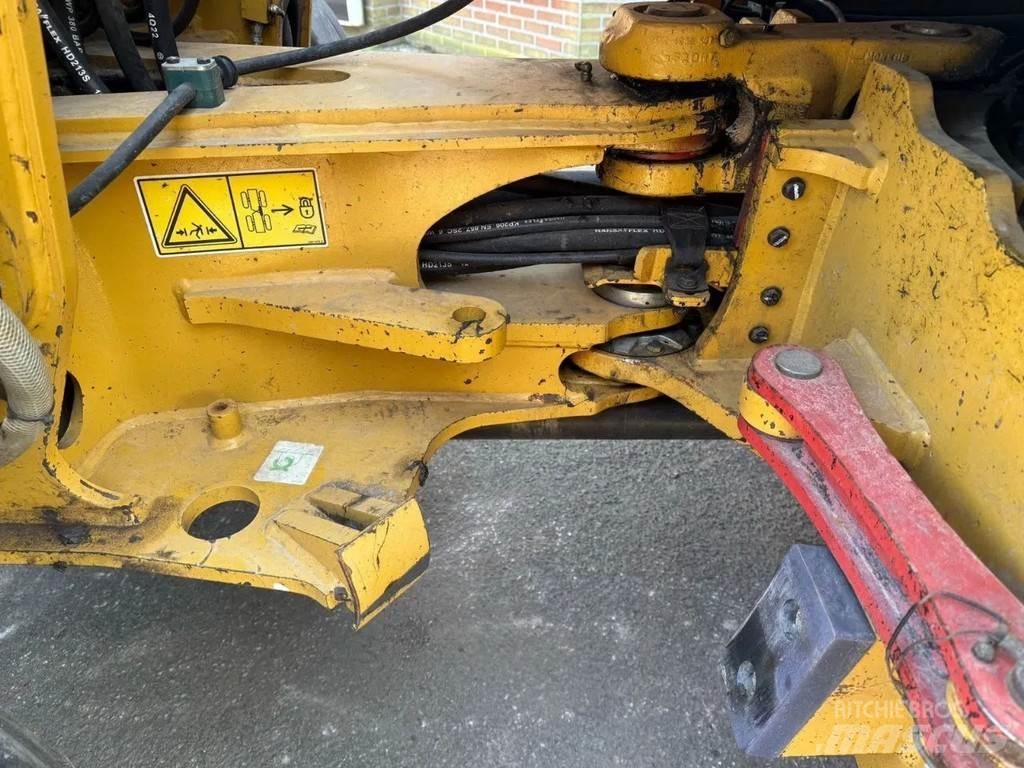 CAT 907M Naudoti ratiniai krautuvai