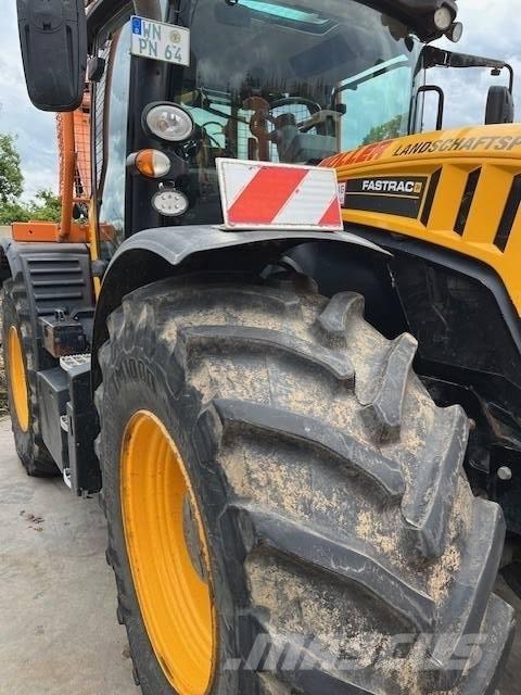 JCB Fastrac 4220 Traktoriai