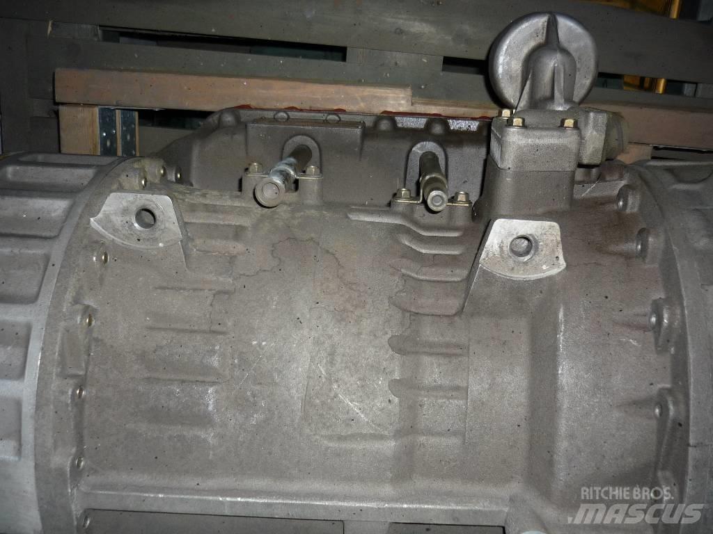Volvo PT 1660 Pavarų dėžės