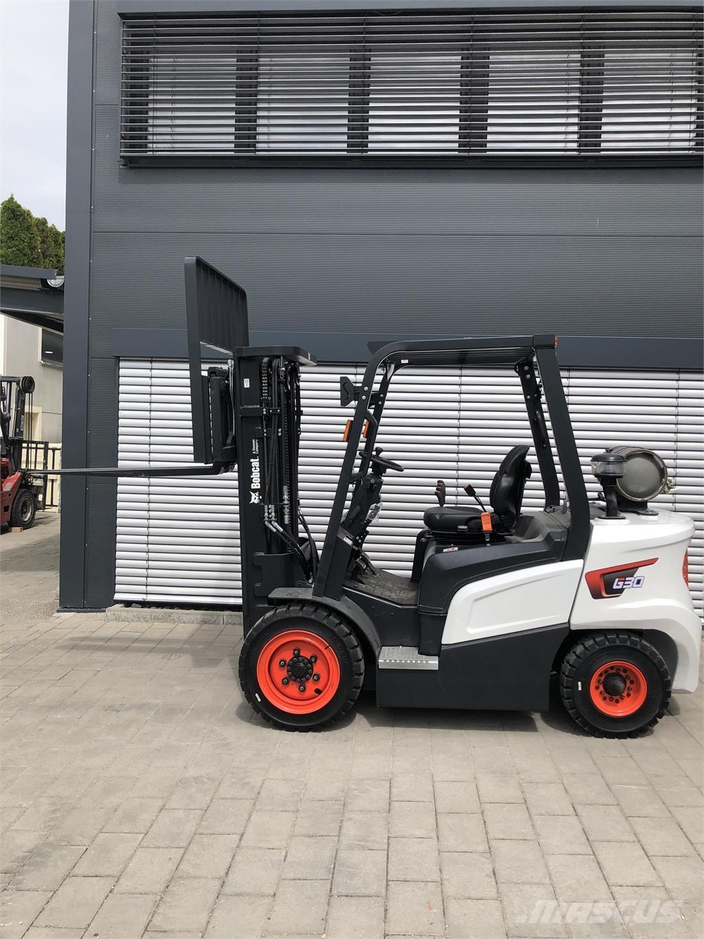 Bobcat G30 NXP LPG (dujiniai) krautuvai