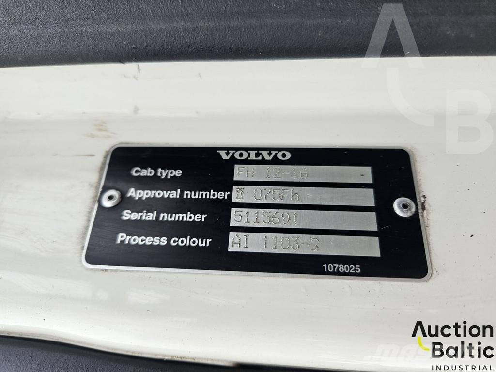 Volvo FH12 Naudoti vilkikai