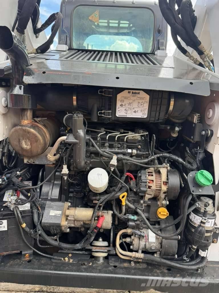 Bobcat T 650 Krautuvai su šoniniu pasukimu
