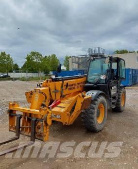 JCB 540-140 Teleskopiniai krautuvai