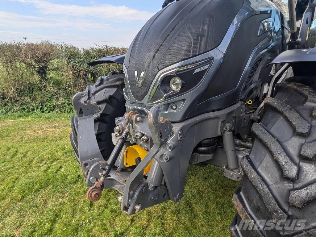 Valtra T 254 Traktoriai