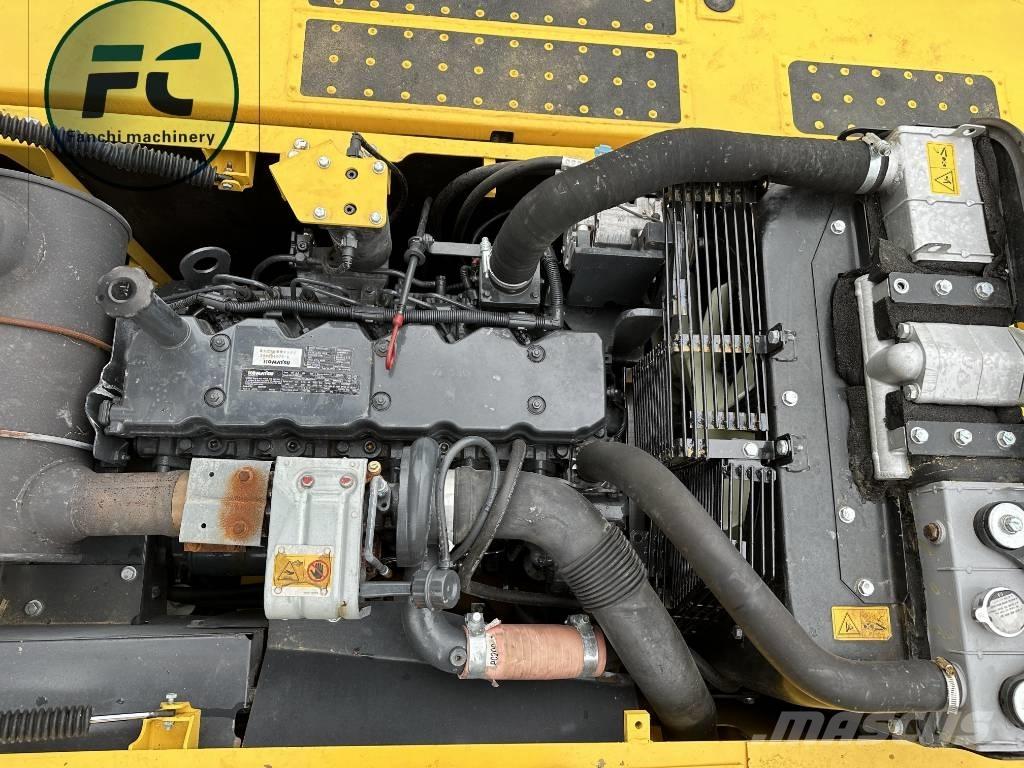 Komatsu 240 Vikšriniai ekskavatoriai