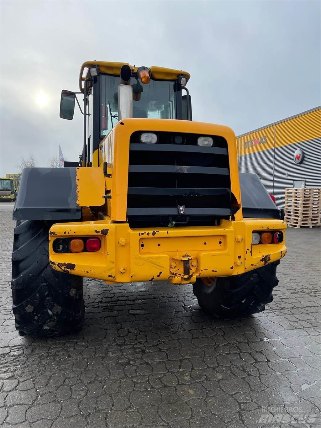 JCB 416S Naudoti ratiniai krautuvai