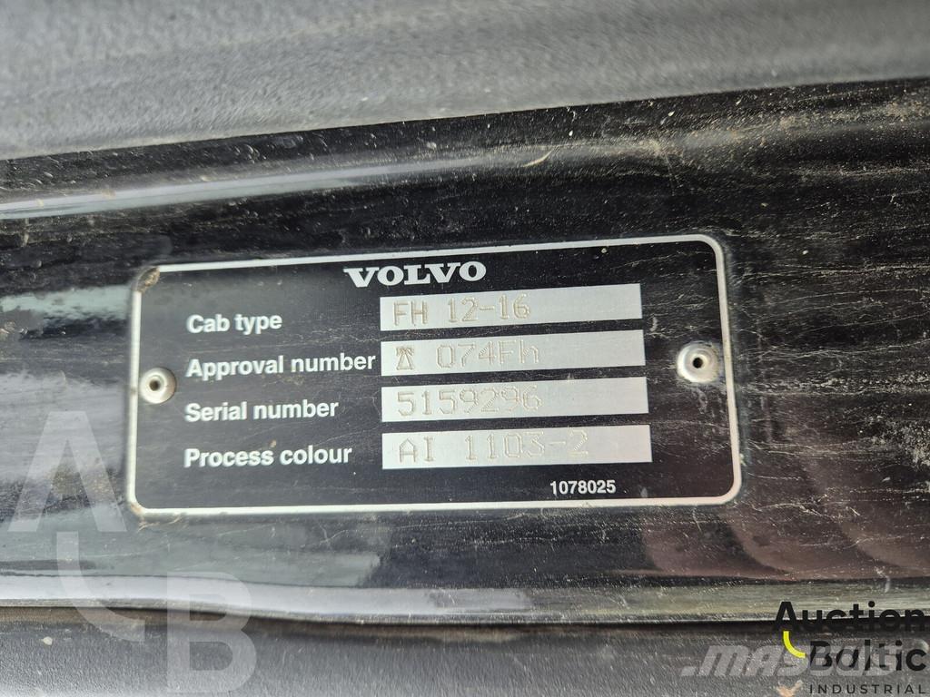 Volvo FH12 Naudoti vilkikai