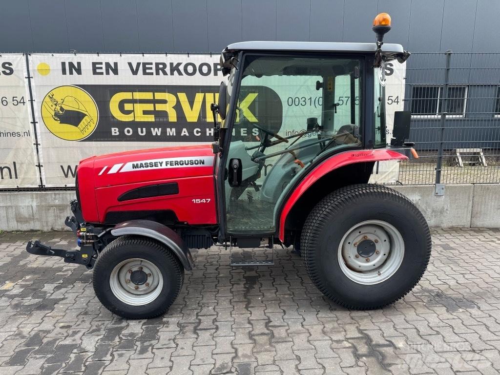 Massey Ferguson 1547 Traktoriai