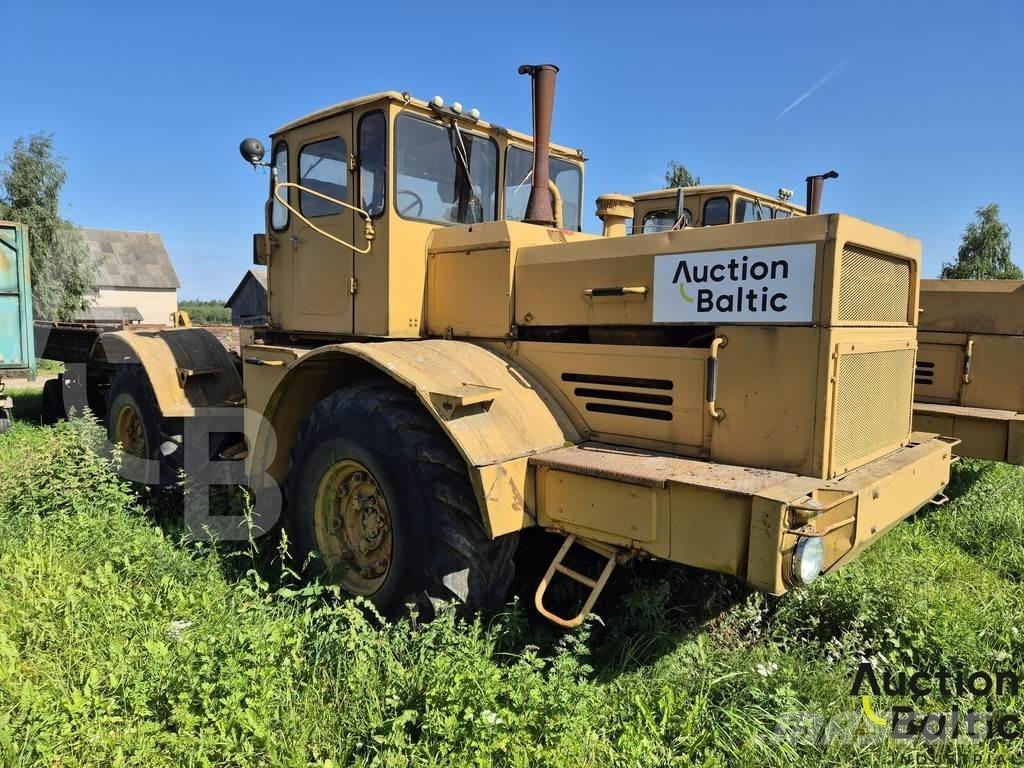 Kirovets K 701 Traktoriai