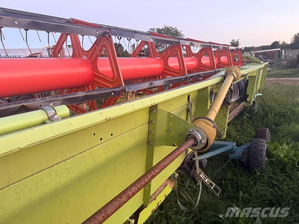 CLAAS S 750 Derliaus nuėmimo kombainų galvos