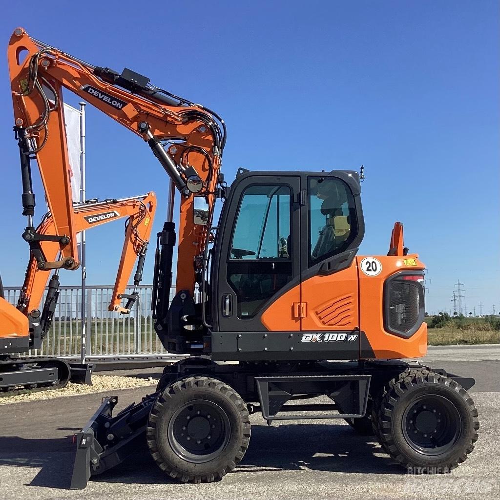 Develon DX100W-7 Ratiniai ekskavatoriai