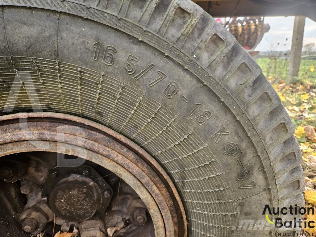  Onbekend 1PTS-9 Savivartės priekabos