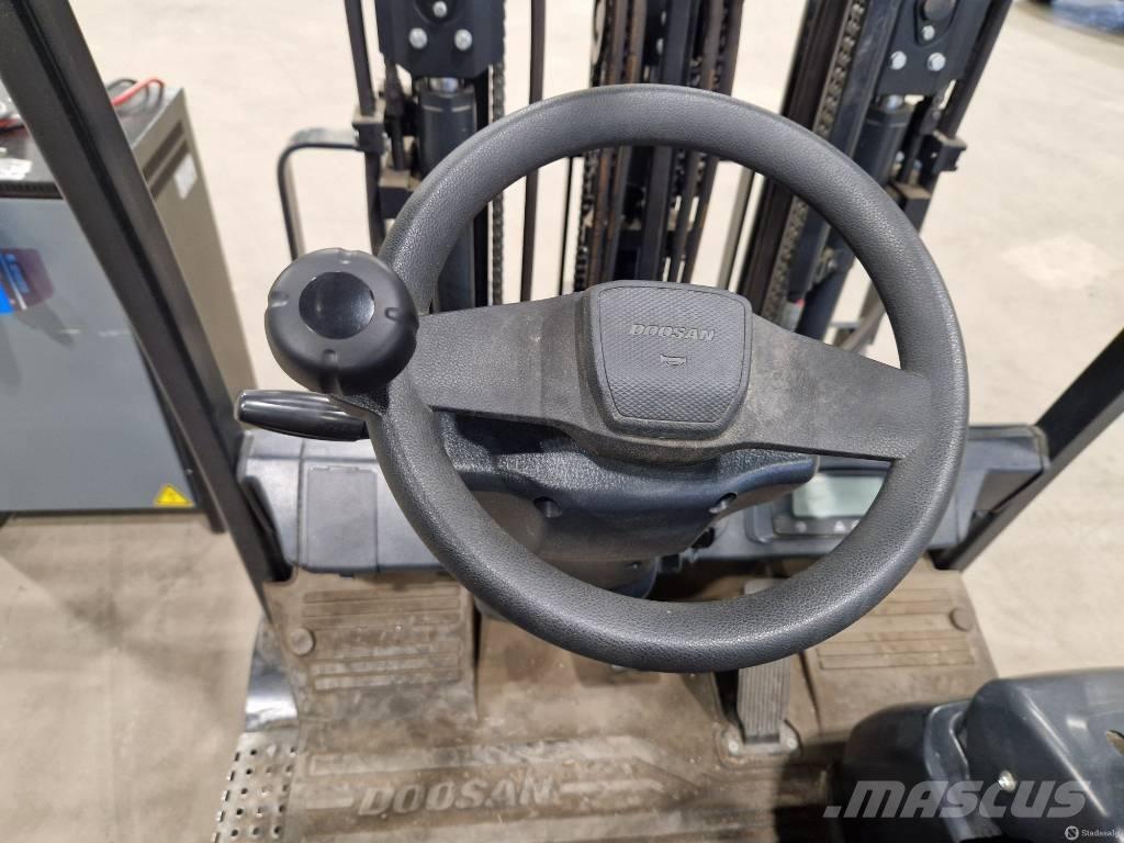 Doosan B 15 T-7P Elektriniai šakiniai krautuvai
