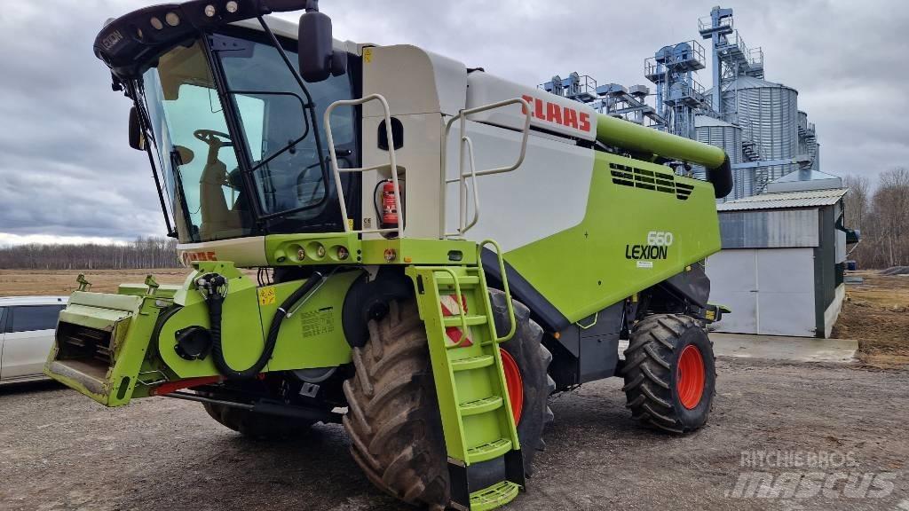 CLAAS Lexion 660 Derliaus nuėmimo kombainai