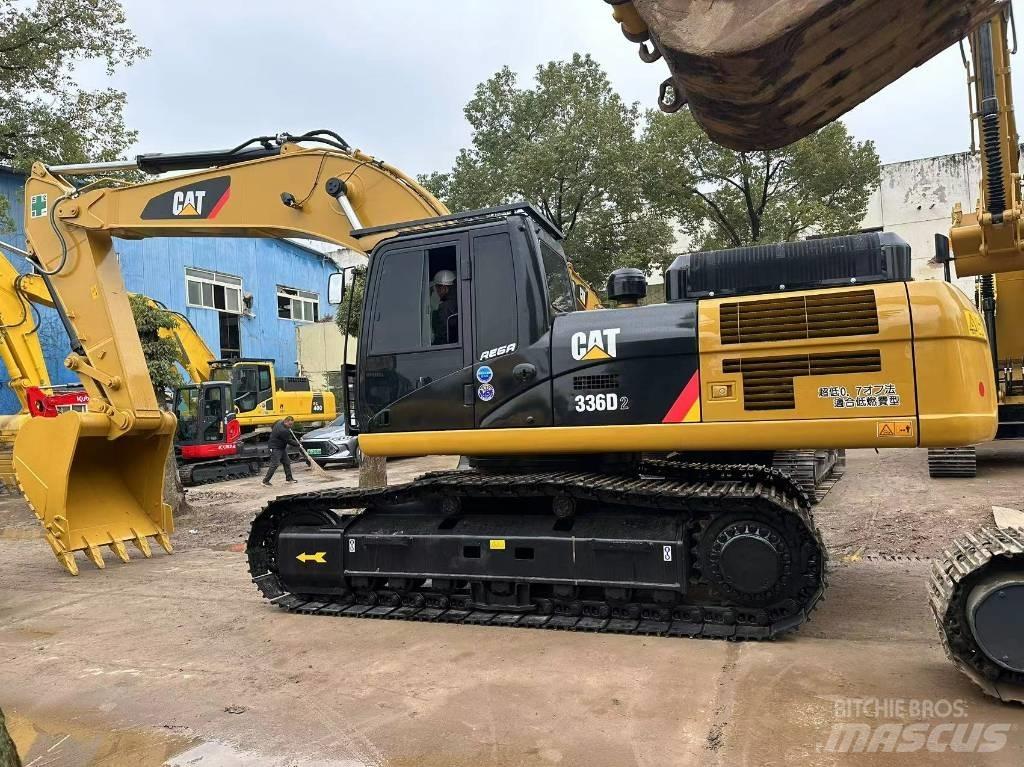 CAT 336 Vikšriniai ekskavatoriai