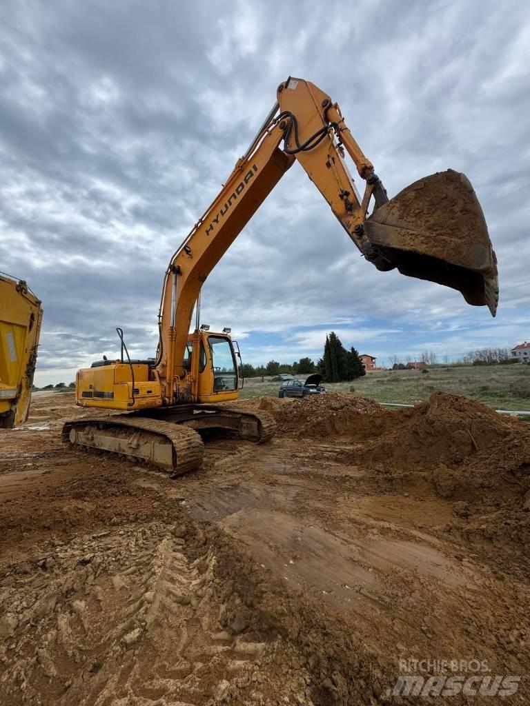 Hyundai R250LC Vikšriniai ekskavatoriai
