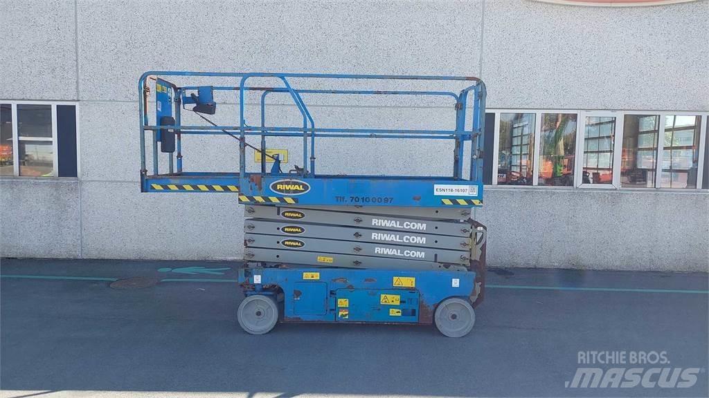 Genie GS3246 Žirkliniai keltuvai