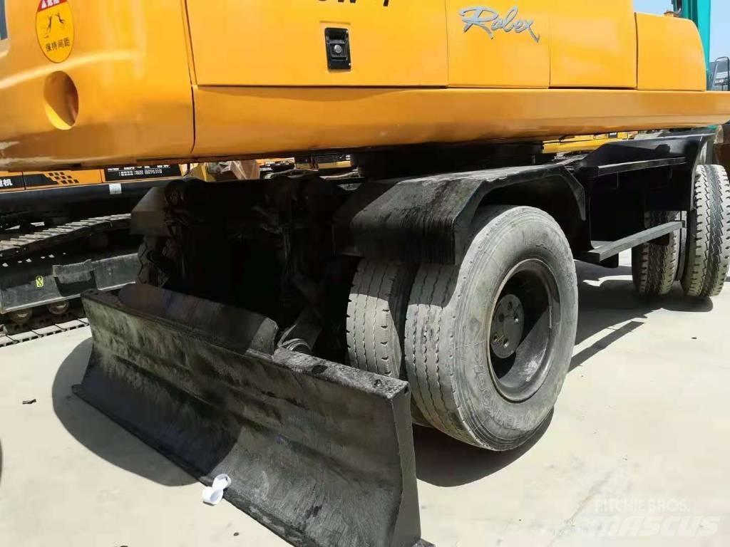 Hyundai R210W-7 Ratiniai ekskavatoriai