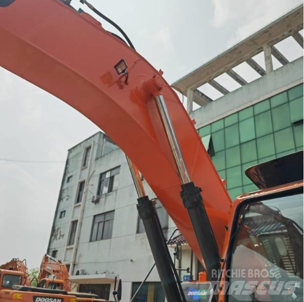 Doosan DX340LC-9C Vikšriniai ekskavatoriai