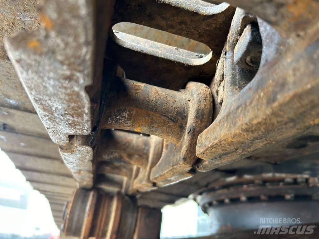 Hitachi ZX 210 LC-3 Vikšriniai ekskavatoriai