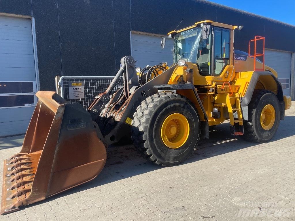 Volvo L150H Naudoti ratiniai krautuvai